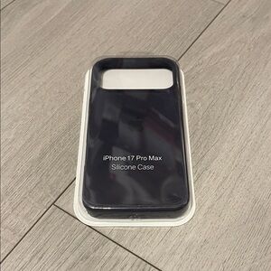 Apple iPhone 17 Pro Max Silicone Case - Black